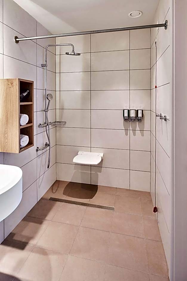 Hampton by Hilton Barcelona Fira Gran Via