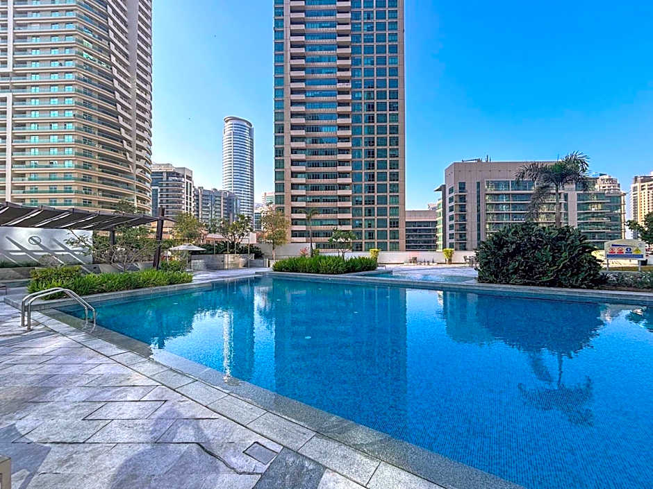 Frank Porter - Silverene Tower B