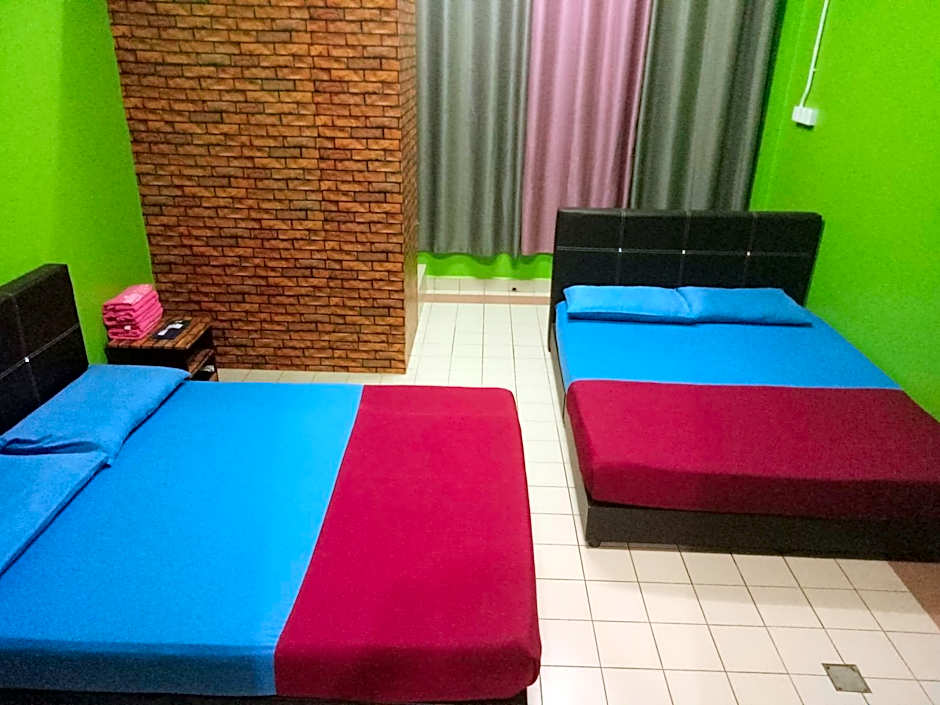 KUALA BESUT JETTY BUDGET HOTEL AIN - In front of Kuala Besut Jetty