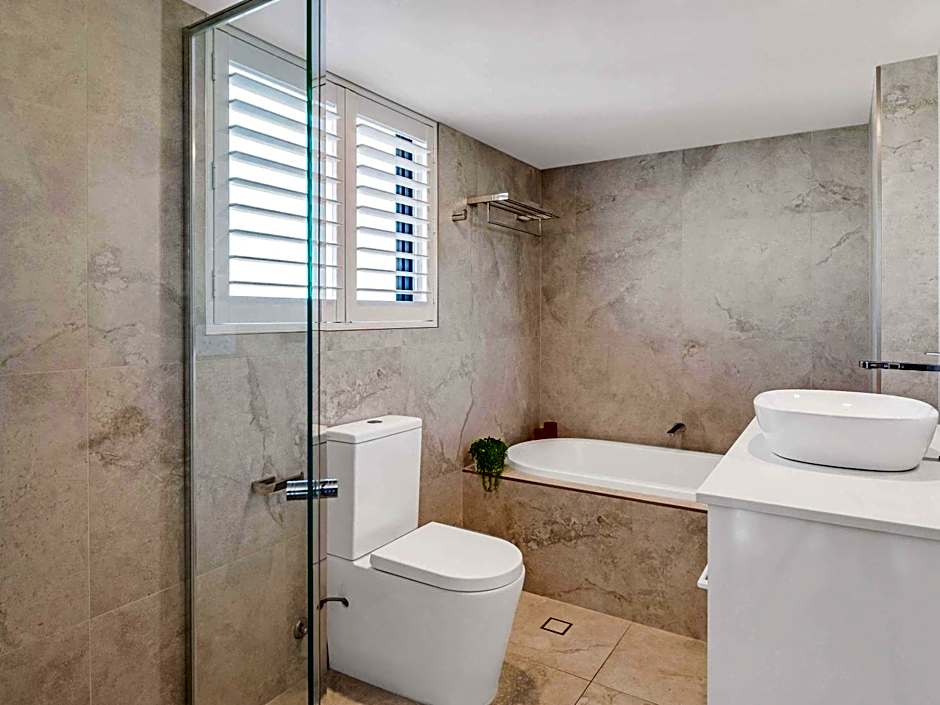 Mantra Coolangatta Beach