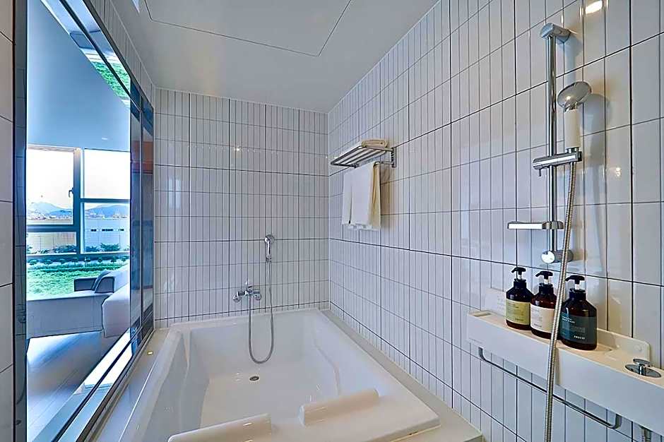 Browndot Signature Hotel