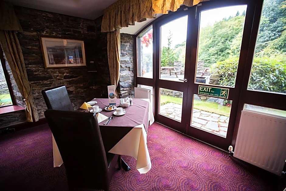 Whitewater Hotel & Spa