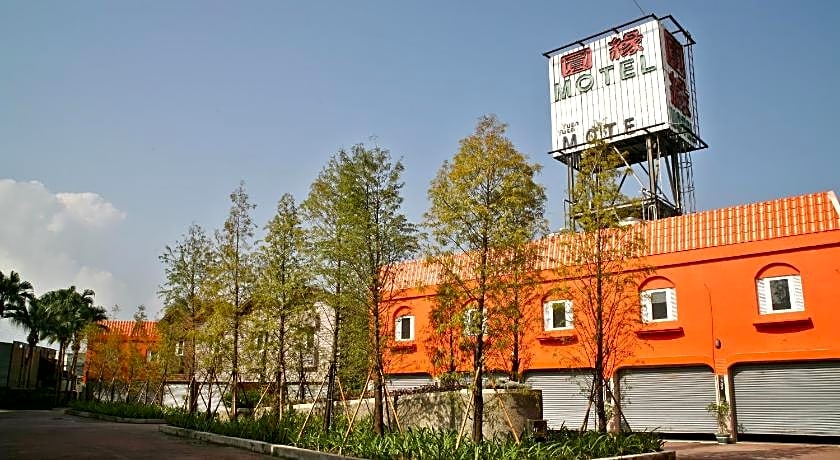 Yuan Motel