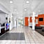 Motel 6 Cutler Bay