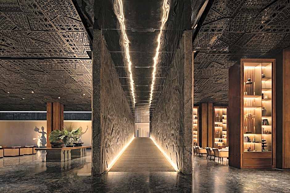 Bali Beach Hotel