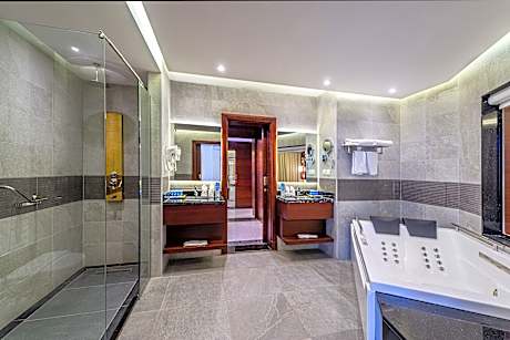 Double Venus Suite Room