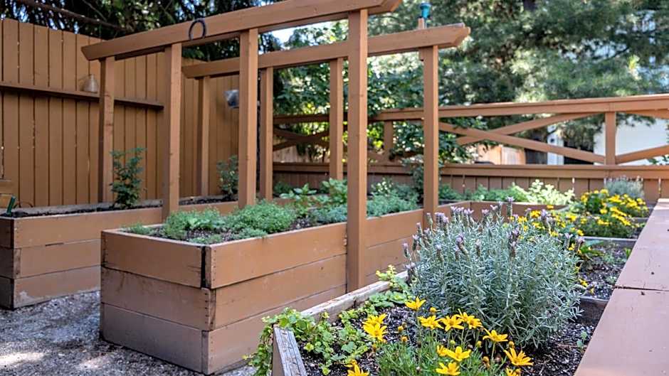 CHATHAM HOUSE Kelowna Bed & Breakfast