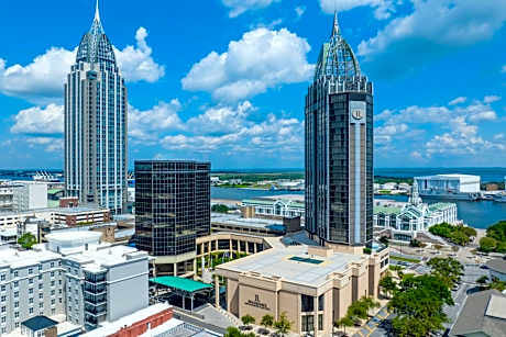 Renaissance by Marriott Mobile Riverview Plaza Hotel