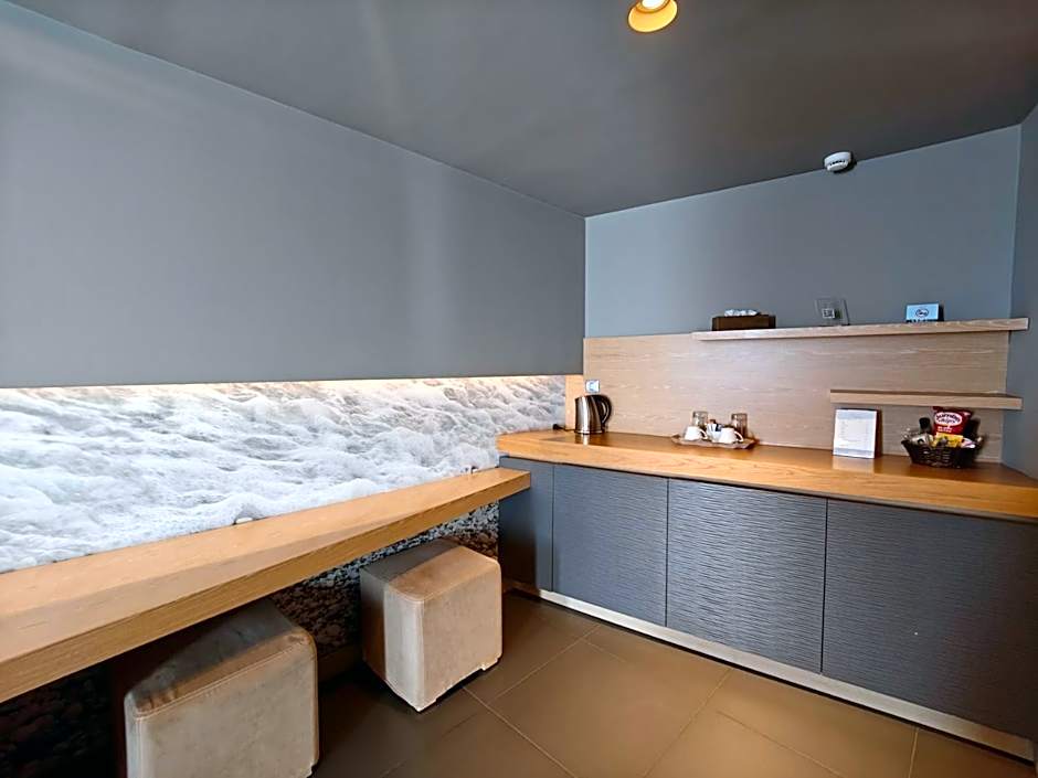 Elysion Hotel