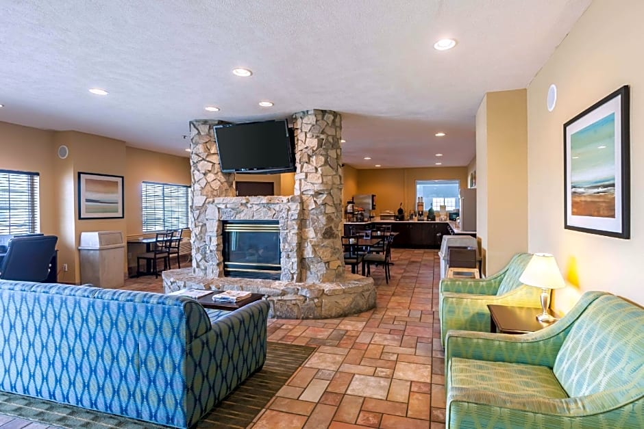 Quality Inn & Suites Lincoln North