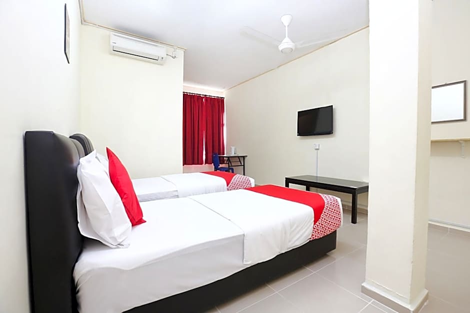 Hotel O Pelangi Marang