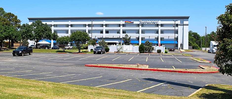 Baymont by Wyndham Texarkana
