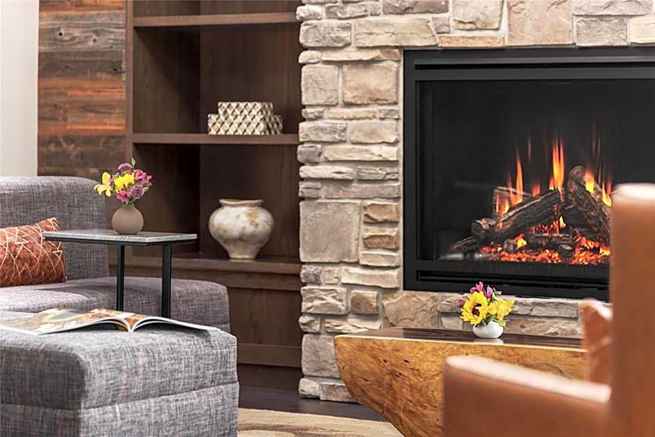 Starlite Yellowstone, Tapestry Collection by Hilton