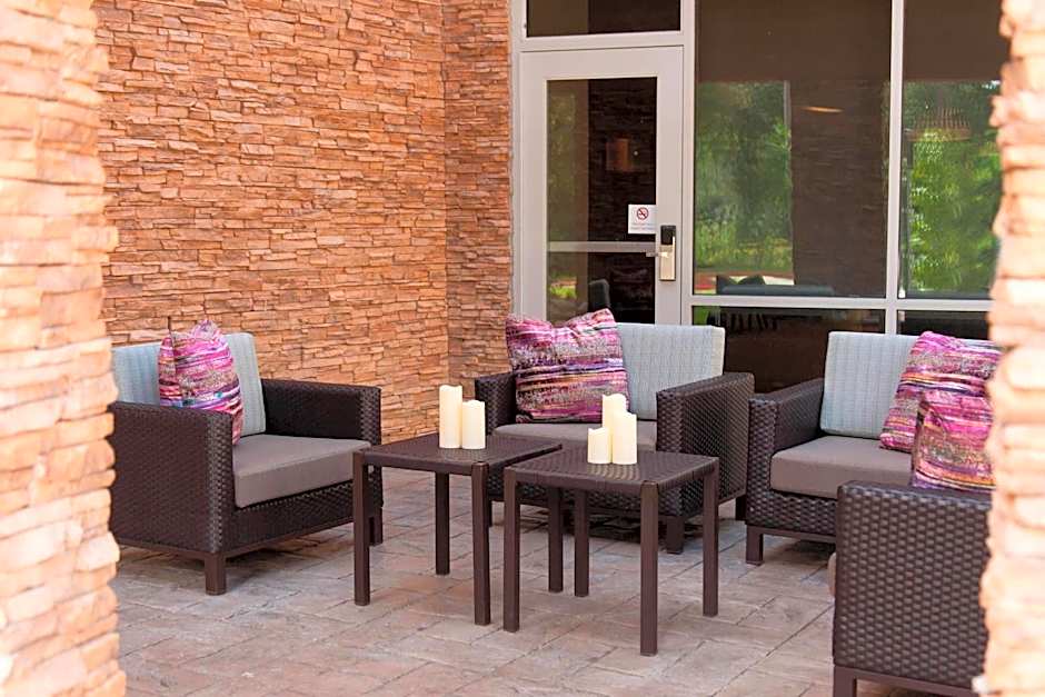 Courtyard by Marriott Houston City Place