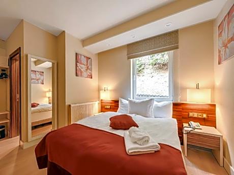 Double Room Forest View with Balcony