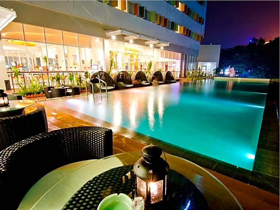 Harris Hotel Batam Center