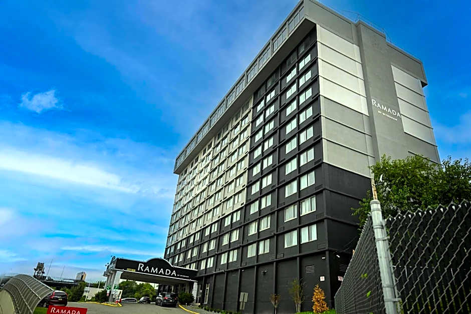 Ramada by Wyndham North Bergen