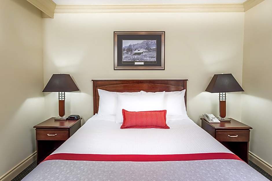 Ramada by Wyndham Hinton