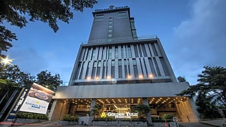 Golden Tulip Essential Makassar