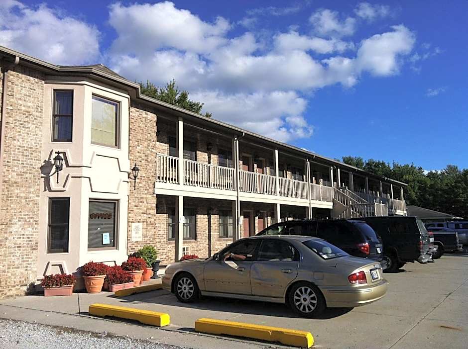 East Street Inn & Suites