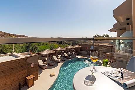 Double or Twin Room with Side Sea View