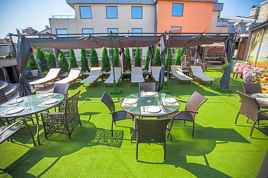 Cosmopolitan Hotel & Wellness