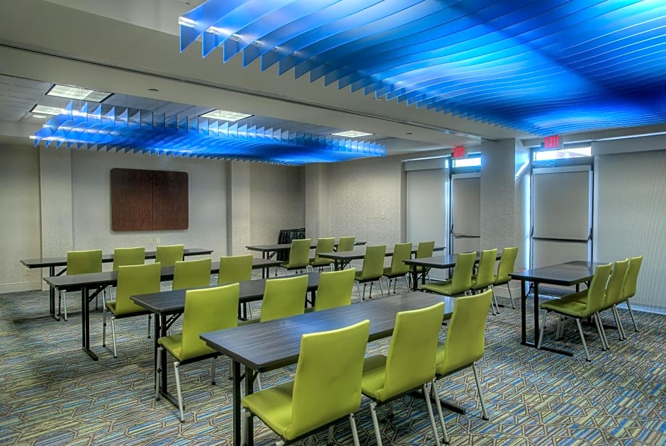 Holiday Inn Express Hotel & Suites Tempe Hotel By IHG