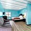 Rodeway Inn & Suites North Hollywood Burbank Airport - Universal Area