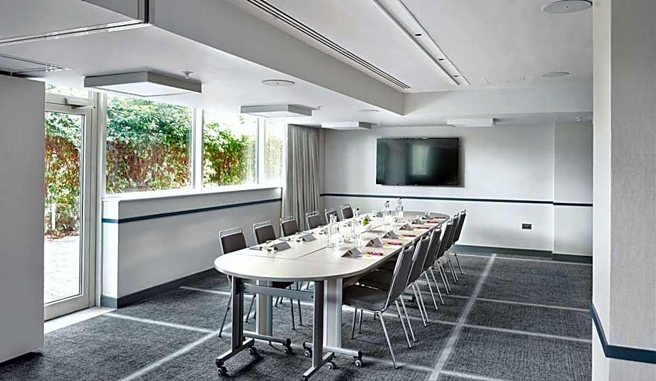 Hyatt Place London Heathrow Airport