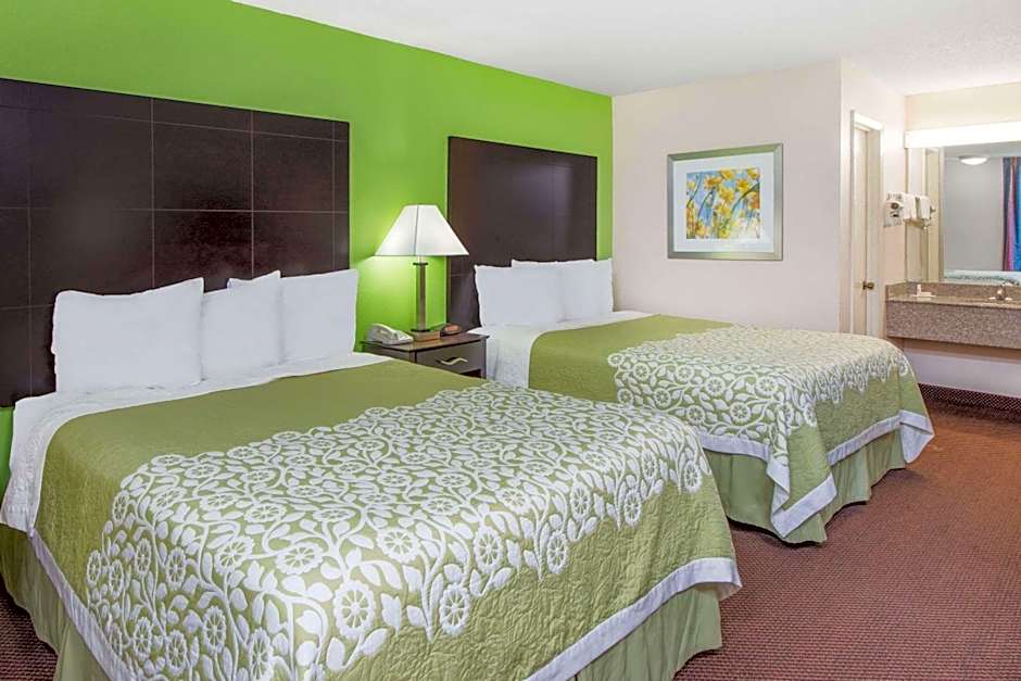 Days Inn by Wyndham Calvert City/Paducah East