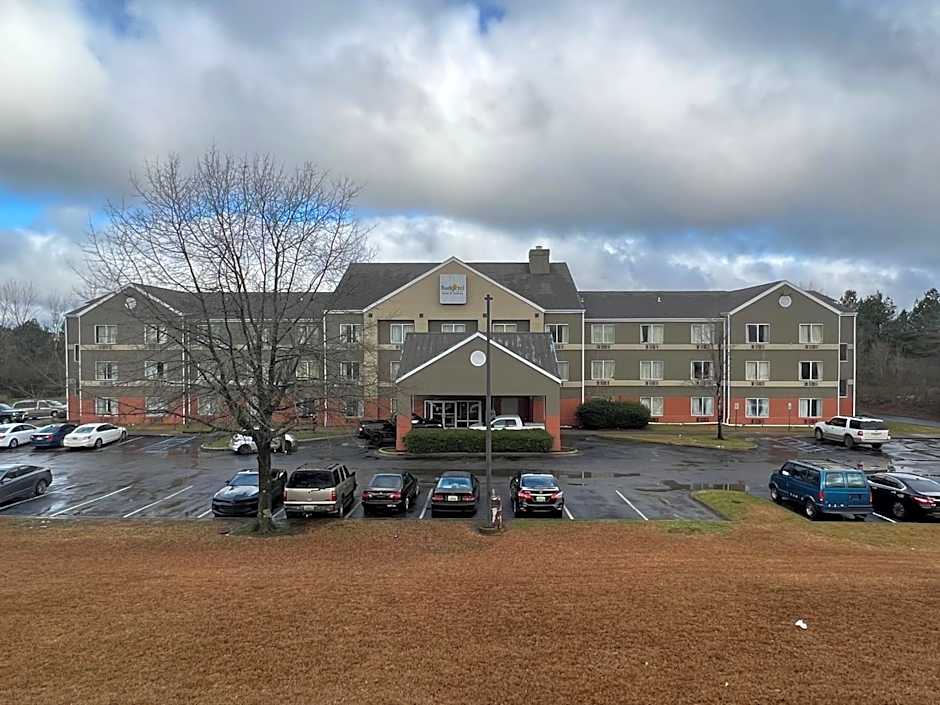 Budgetel Inns & Suites