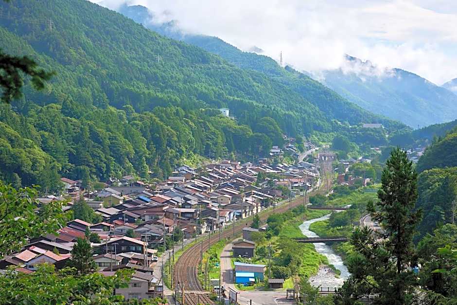 BYAKU Narai