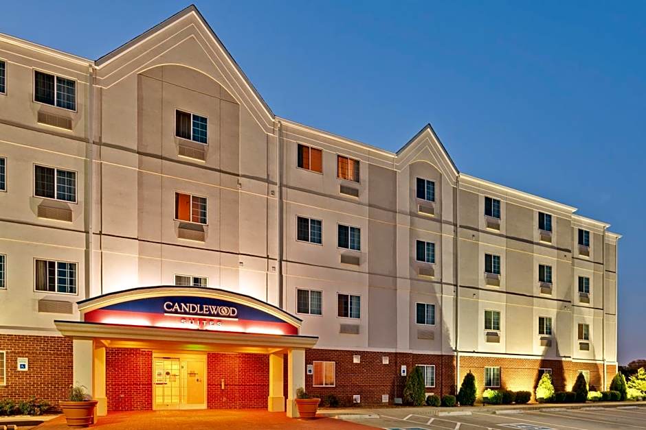 Candlewood Suites Clarksville By IHG