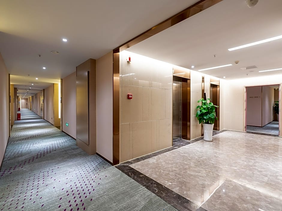 Lavande Hotel Zunyi Times Tianjie