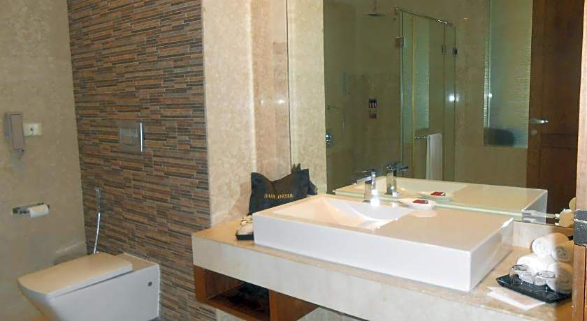 The Lalit Great Eastern Kolkata