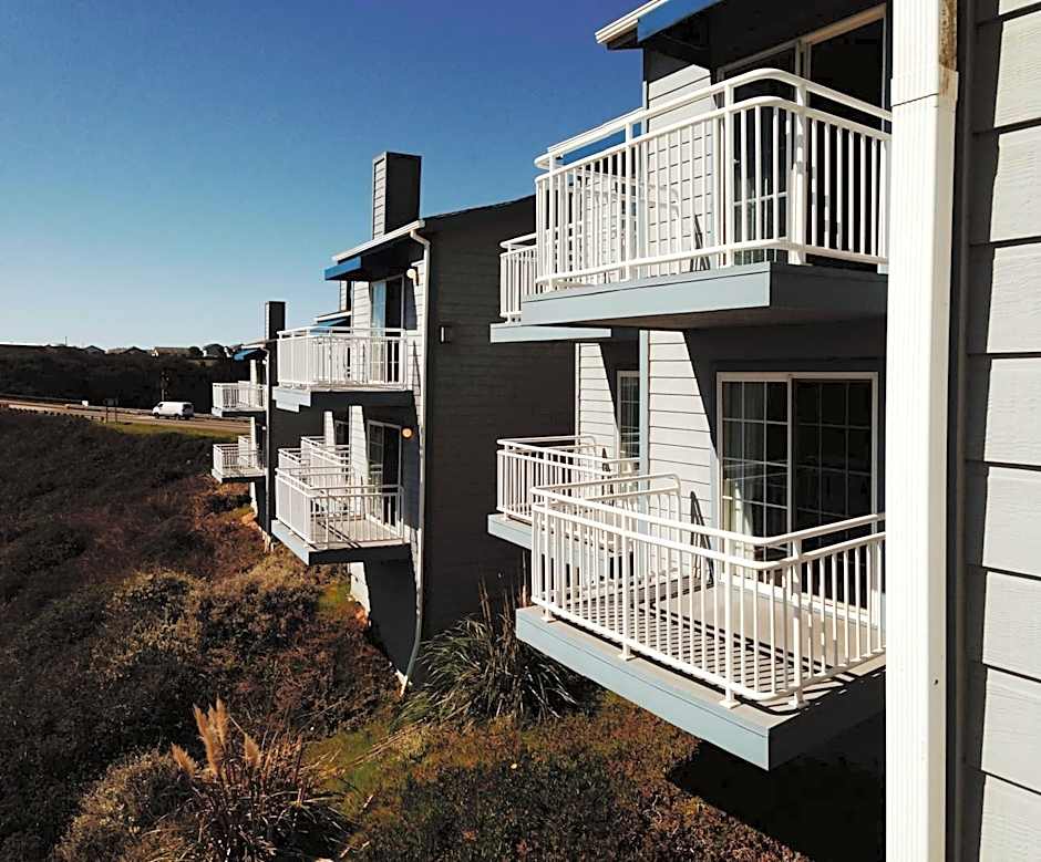 The Beach House Inn