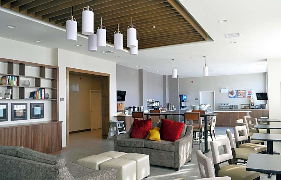 Staybridge Suites By Holiday Inn Red Deer North By IHG