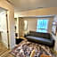 JstLikeHome - Old Ottawa Suite & Guesthouse