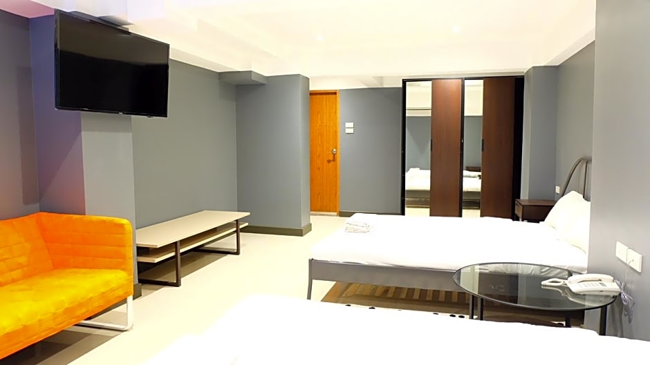 Cloud Nine Lodge Hotel