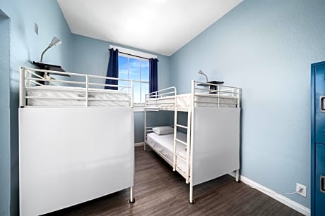 8-Bed Mixed Dormitory Room