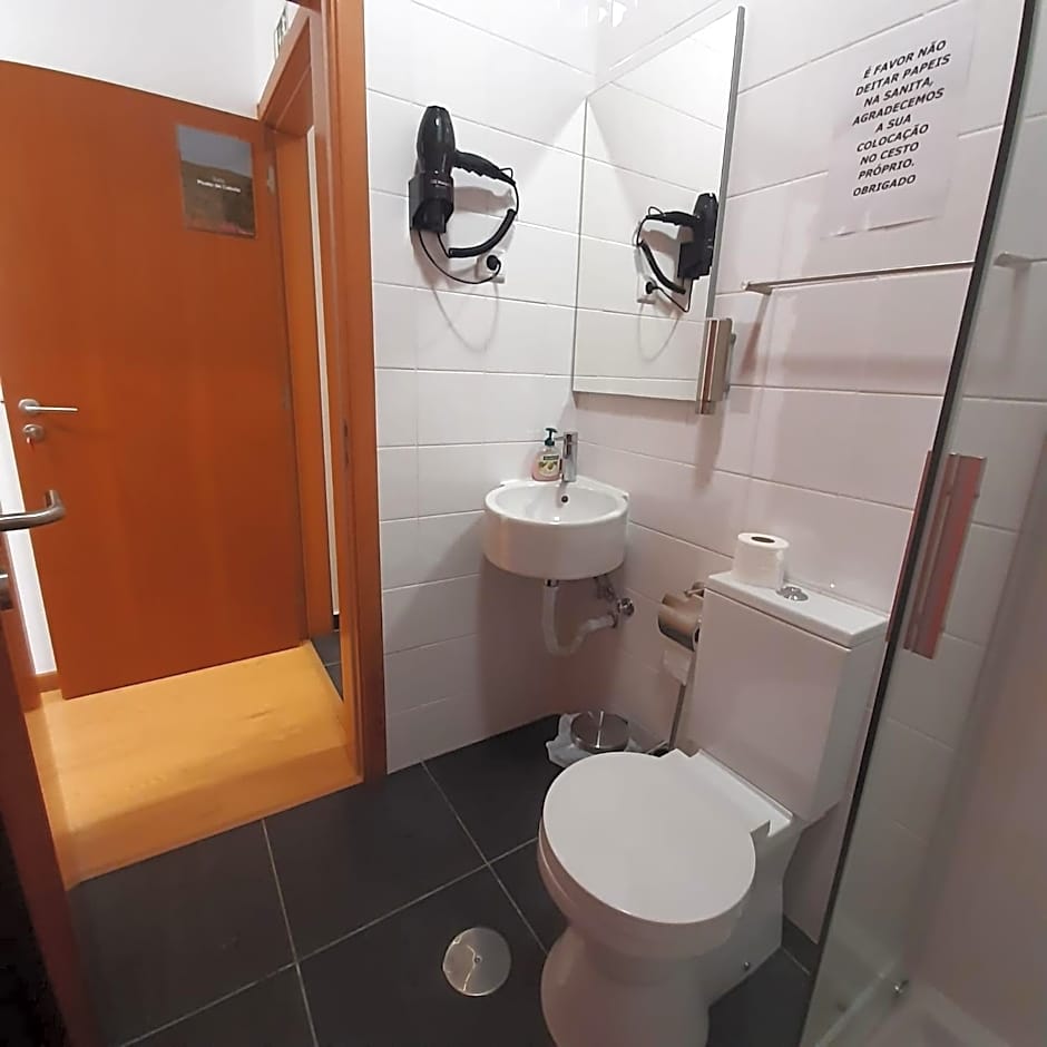 Casas da Escola - "A Escola" - Meãs