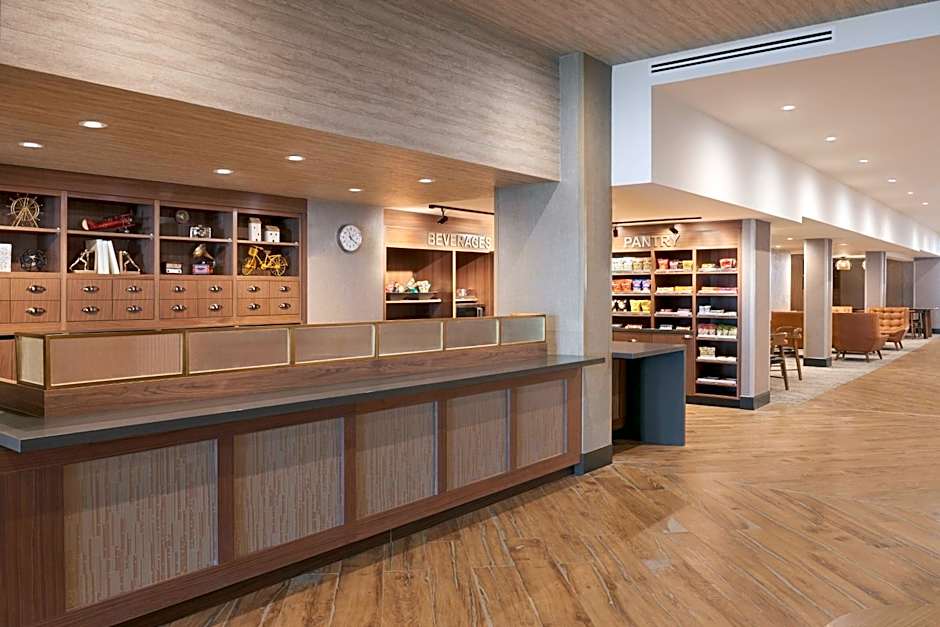 Four Points by Sheraton Point Edward Sarnia