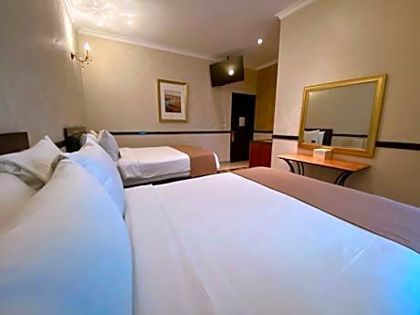 Twin Room with Balcony