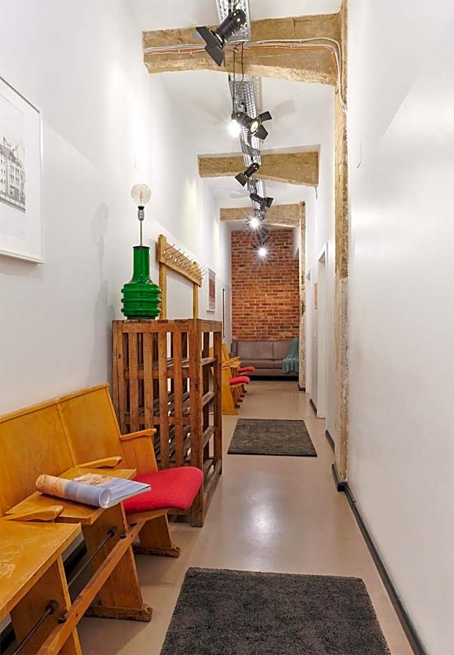 OLD PRINTING HOUSE - Modern I City I 2 Min HBF I E-Ladesäule