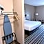 Harmony Hotel, Hernando