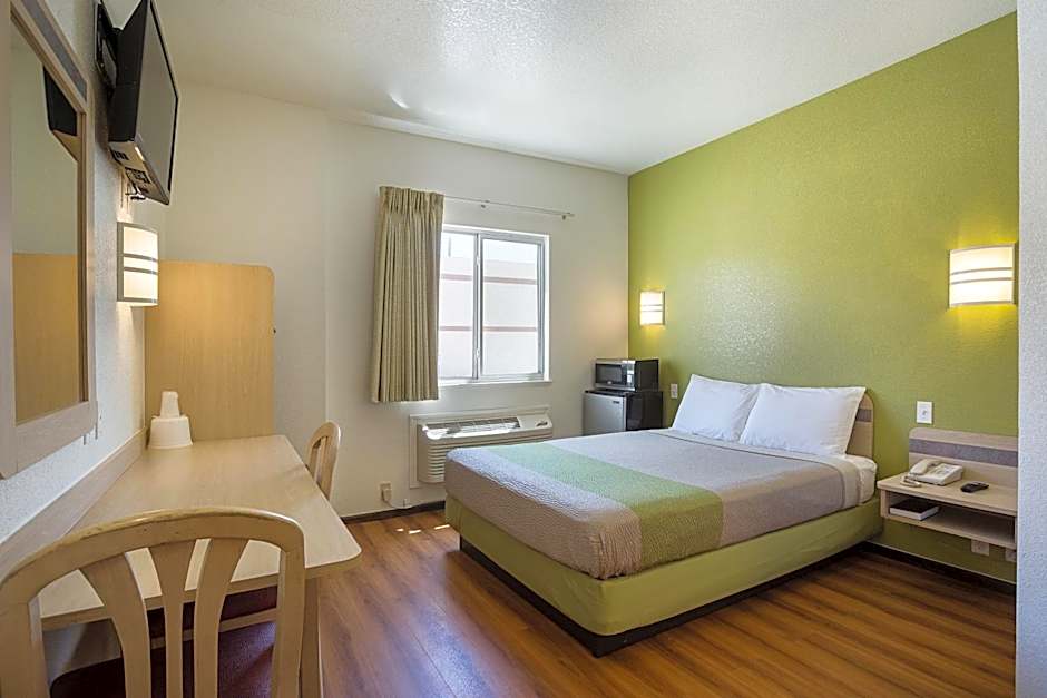 Motel 6 Lake Havasu City - Lakeside