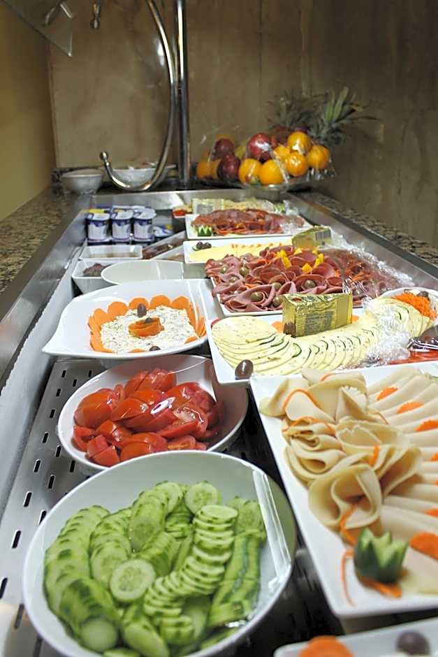 Plaza Hotel Alexandria