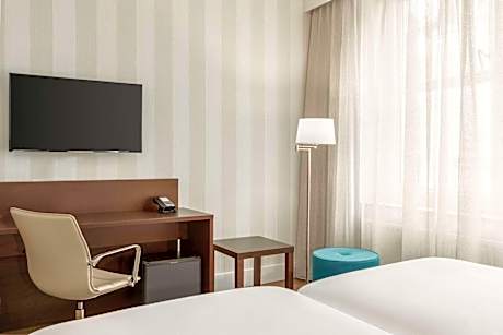 Standard Room with Canal View