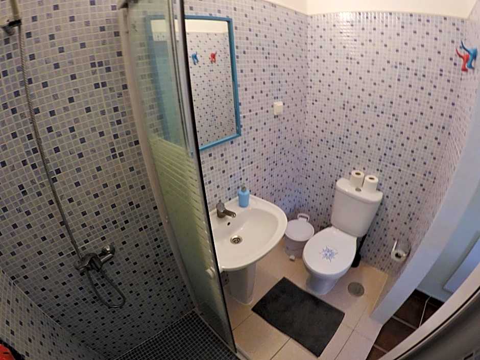 Supertubos Beach Hostel