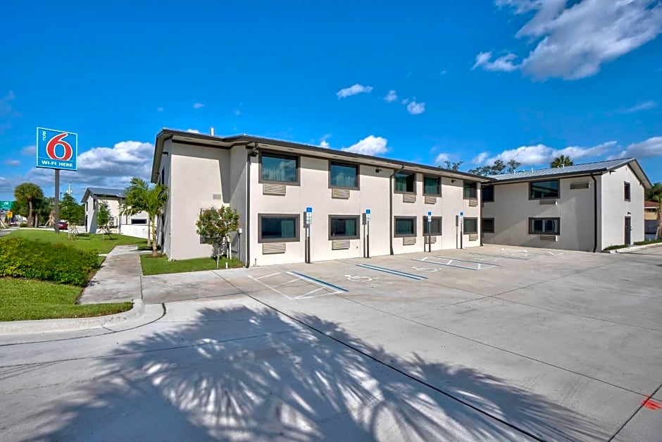 Motel 6-Fort Lauderdale, FL